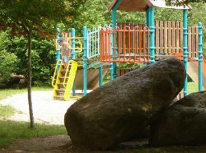 play area at parc de la prehistoire